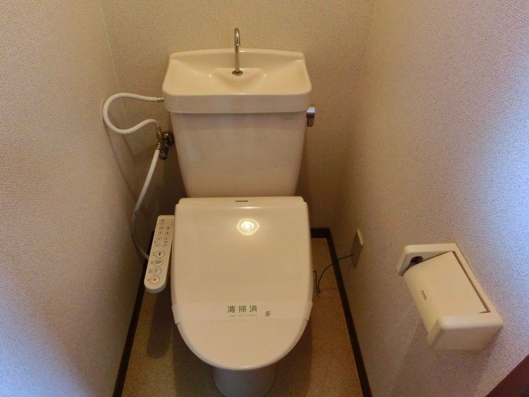 1K Apartment for Rent in Nagaoka, Niigata with Free Wi-Fi - Thumbnail 4