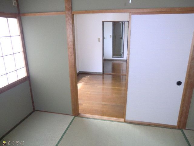 2DK Apartment for Rent in Mitsuke, Niigata - Quiet Top Floor Unit - Thumbnail 4