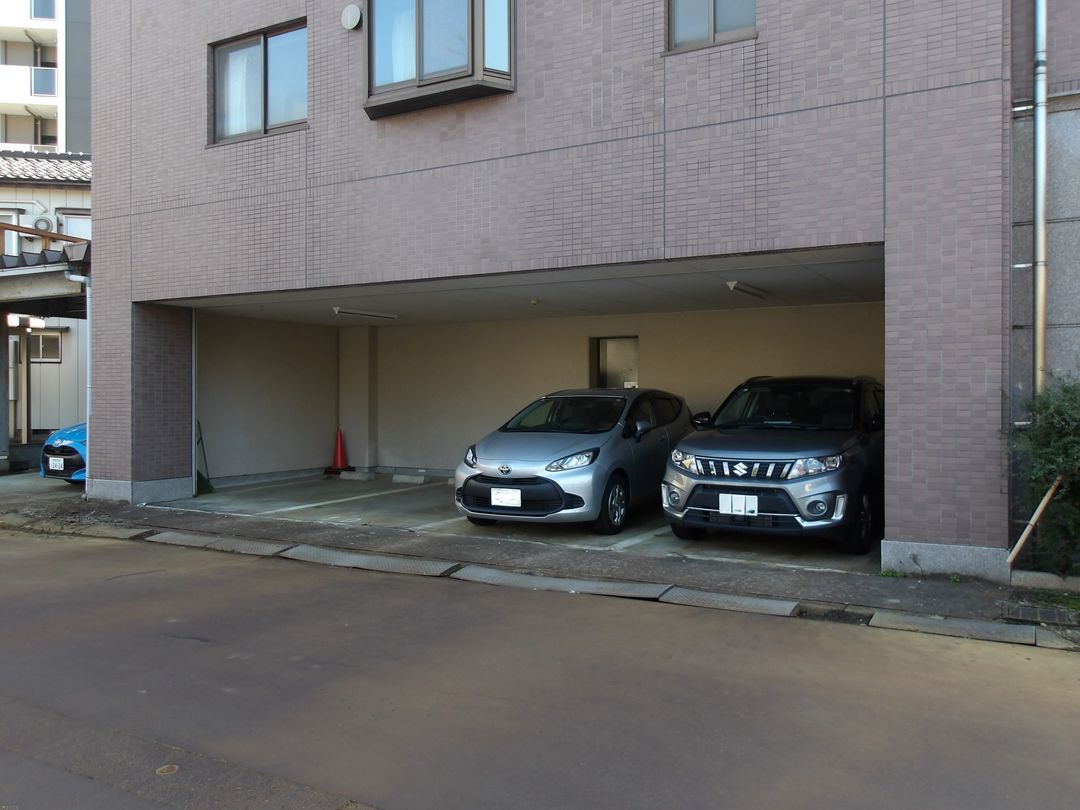 Rest Hill Minamimachi 2LDK Apartment for Rent in Nagaoka - Thumbnail 2