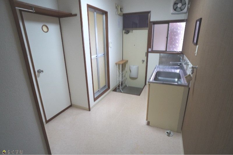 1K Apartment for Rent in Niigata Chuo Ward - 35,000 Yen - Thumbnail 4