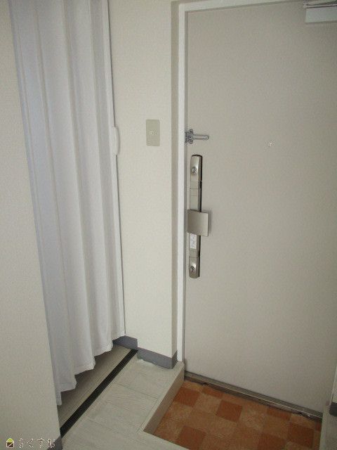 Renovated 1R Apartment for Rent Near Takada Station, Joetsu - Thumbnail 2