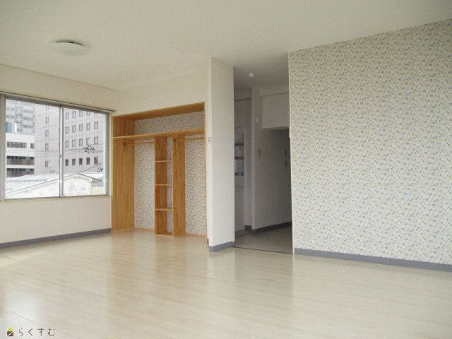 Renovated 1R Apartment for Rent Near Takada Station, Joetsu - Thumbnail 3