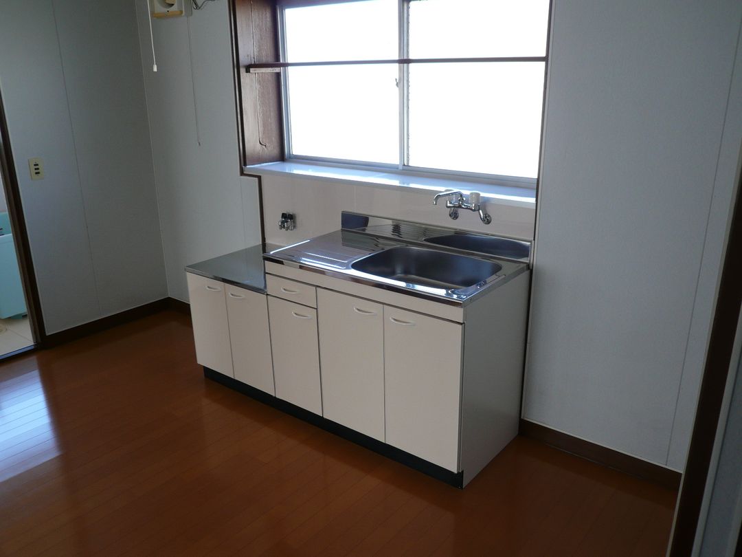 2DK Apartment for Rent in Nagaoka, Niigata - No Deposit - Thumbnail 4