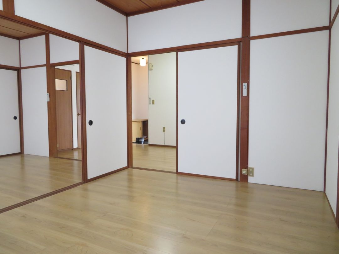 Kobiso 2DK Apartment for Rent in Nagaoka, Niigata - Thumbnail 2