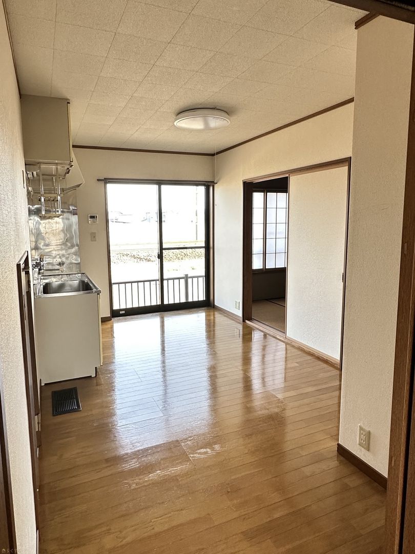3DK Maisonette Apartment for Rent in Joetsu, Niigata - Thumbnail 4