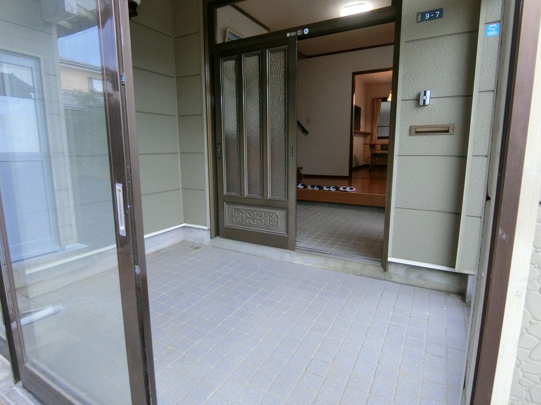 Large 7LDK Renovated House for Rent in Joetsu, Niigata - Thumbnail 2