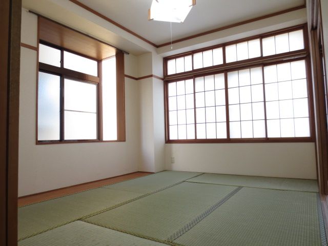 2DK Apartment for Rent in Nagaoka with Parking - Thumbnail 3