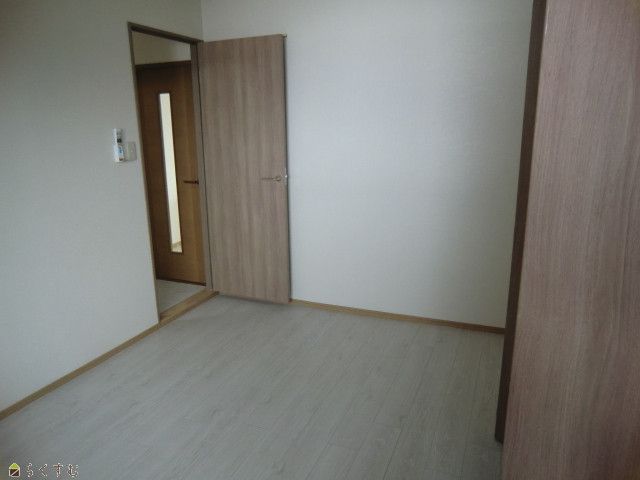Solitario 1LDK Apartment for Rent in Mitsuke, Niigata - Thumbnail 4