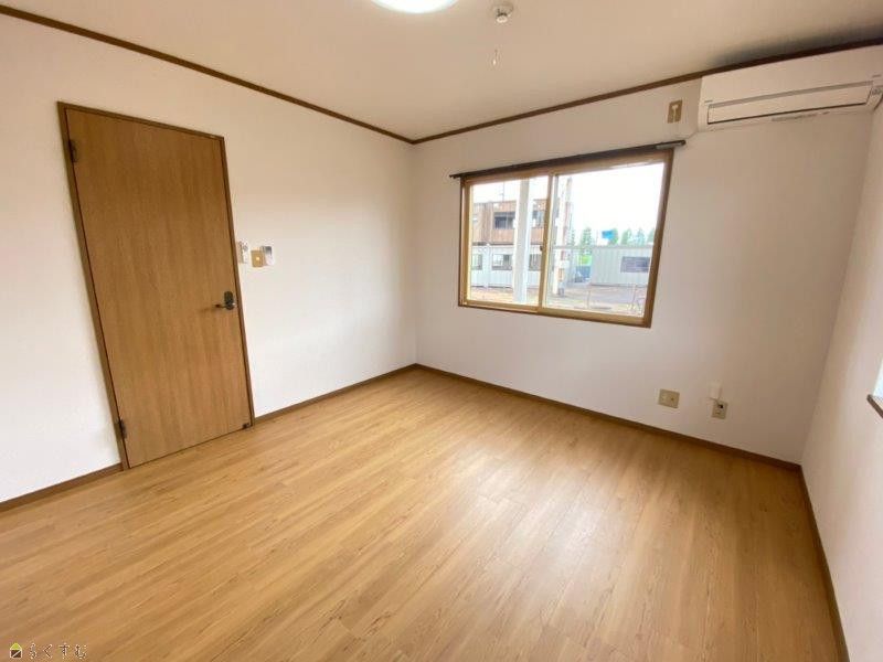 Pet-Friendly 2DK Apartment in Nagaoka with Free Rent Month - Thumbnail 2