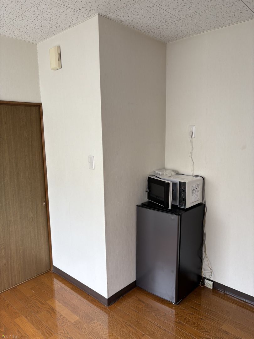 Rent 1DK Apartment in Kashiwazaki, Niigata | Renovated & Furnished - Thumbnail 3