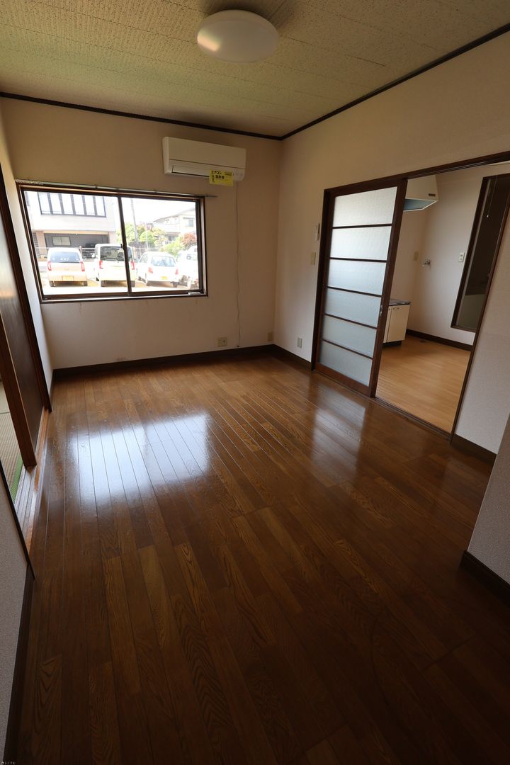 2DK Apartment for Rent in Mitsuke, Niigata - 40,000 Yen - Thumbnail 4