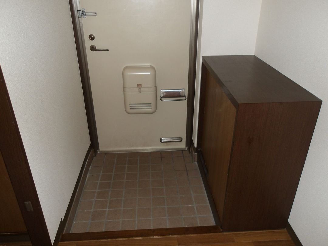 Renovated 2DK Apartment for Rent in Nagaoka, Niigata - Thumbnail 3