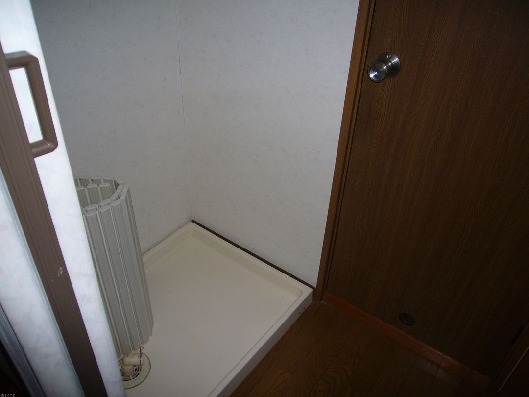 1K Apartment for Rent in Kashiwazaki, Niigata - 30,000 Yen - Thumbnail 2
