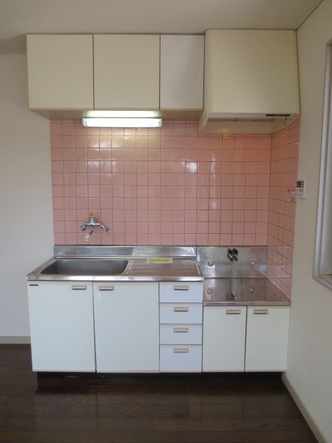2LDK Apartment for Rent in Nagaoka, Niigata - Maison Van Belle - Thumbnail 2