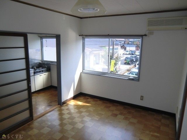 2DK Apartment for Rent in Mitsuke, Niigata - 36,000 Yen - Thumbnail 3