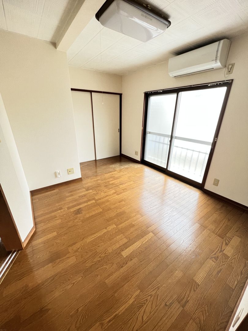 Detached House with Garage for Rent in Joetsu, Niigata - Thumbnail 2