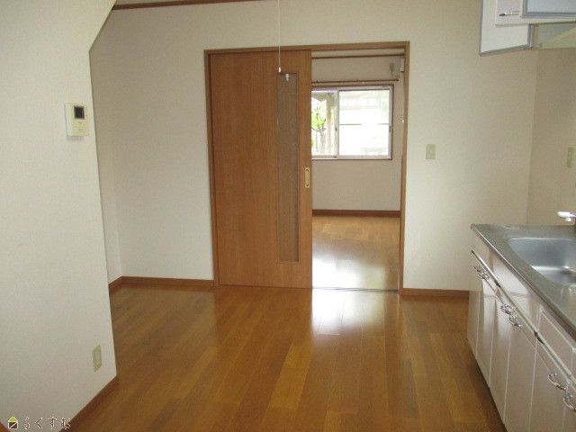 Rent 3DK Maisonette Apartment in Kashiwazaki, Niigata - Thumbnail 4