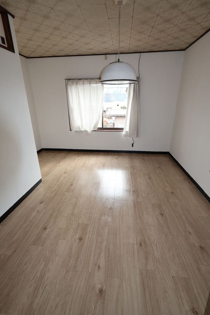 Rent 6DK Detached House in Mitsuke, Niigata - No Key Money - Thumbnail 4