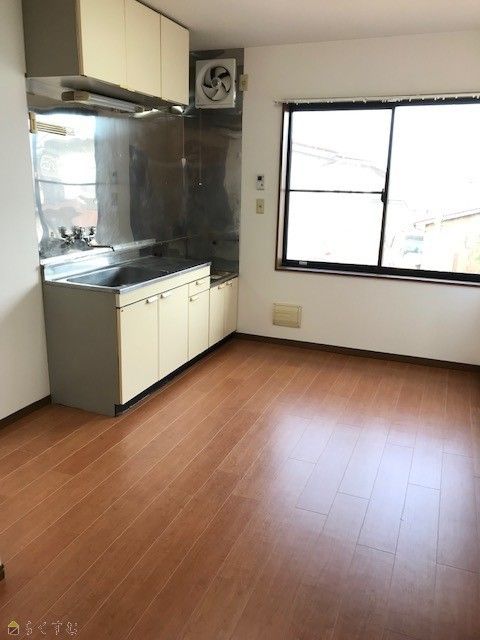 2DK Apartment for Rent in Joetsu with Snow Melting System - Thumbnail 3