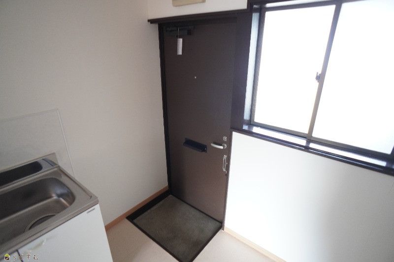 1K Apartment for Rent in Niigata City Chuo Ward - Thumbnail 2