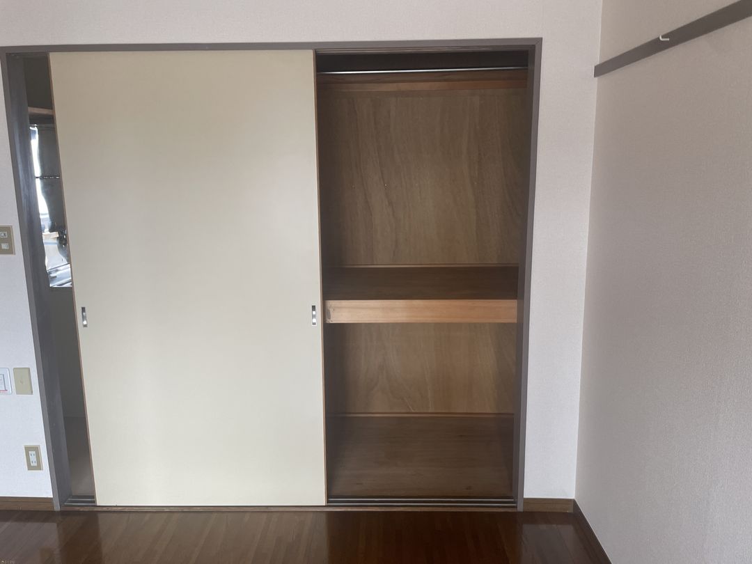 2K Apartment for Rent in Kashiwazaki, Niigata - Villa Yoneyama - Thumbnail 4