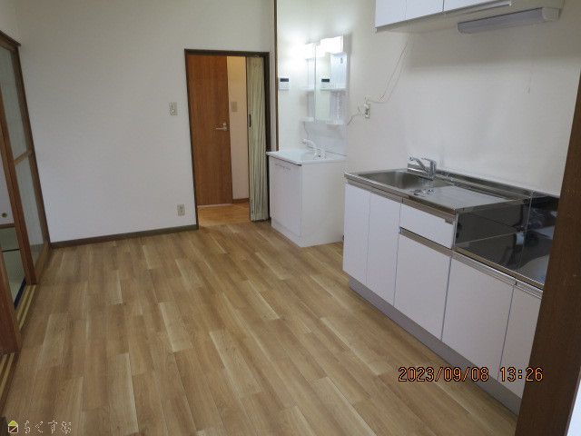 Renovated 2DK Apartment for Rent in Nagaoka, Niigata - Thumbnail 4