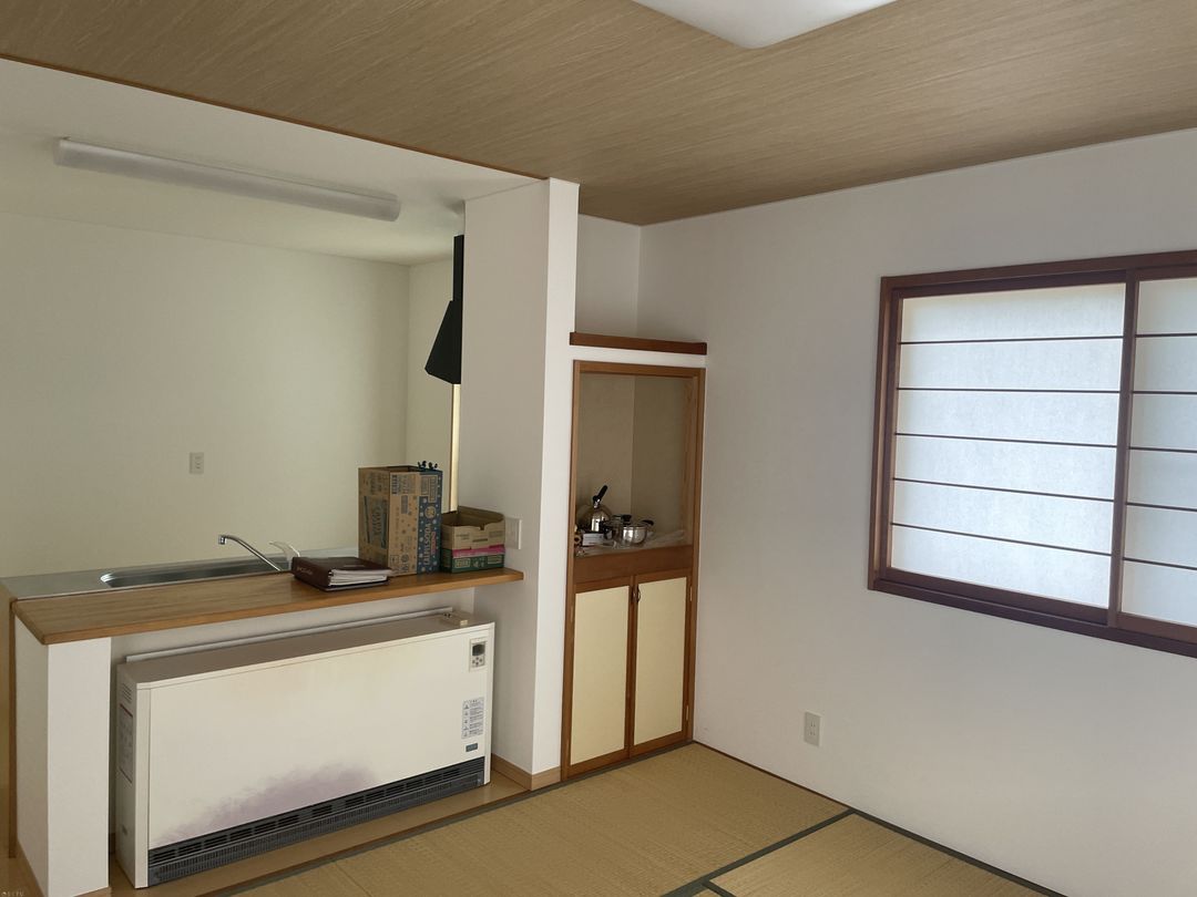 Renovated 1LDK House with Large Garden in Kashiwazaki, Niigata - Thumbnail 4