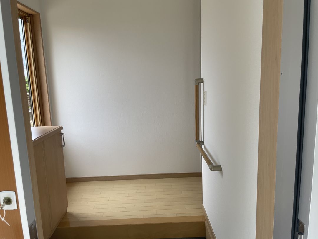 Renovated 1LDK House with Large Garden in Kashiwazaki, Niigata - Thumbnail 3