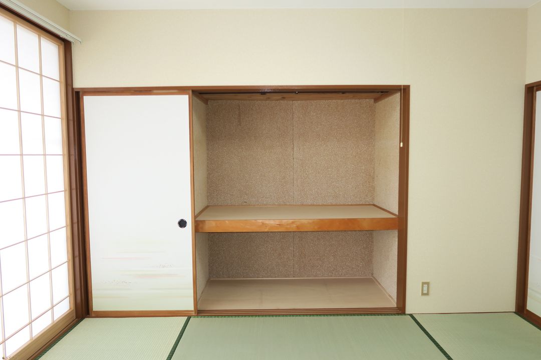 Renovated 2DK Apartment for Rent in Joetsu City, Niigata - Thumbnail 3