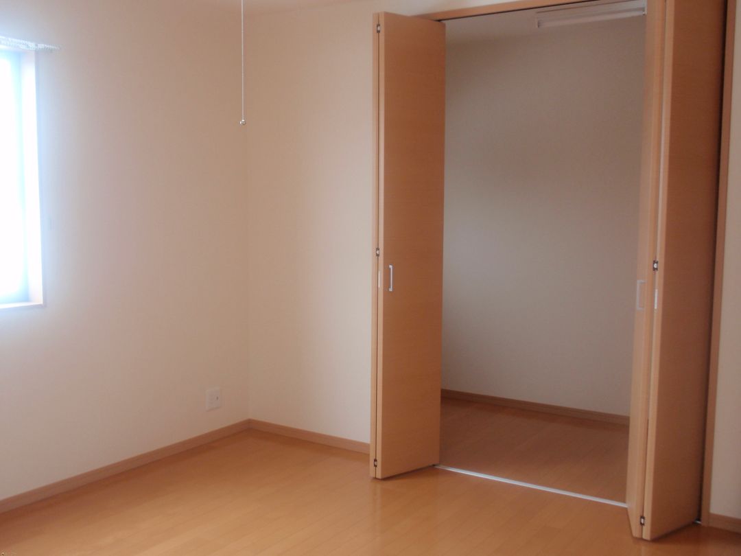 Lotus C 2LDK Apartment for Rent in Nagaoka, Niigata - Thumbnail 2