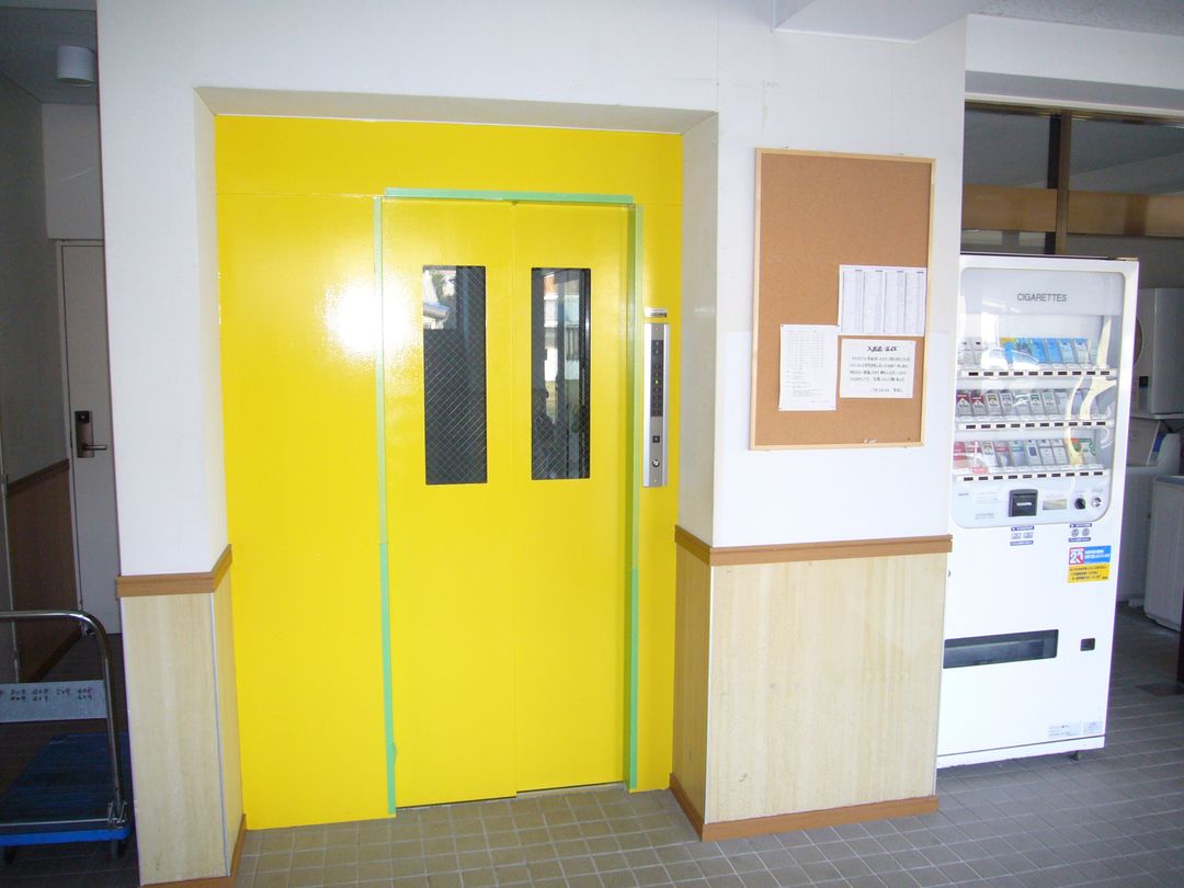 1LDK Apartment for Rent in Kashiwazaki, Niigata - 39,000 Yen - Thumbnail 2