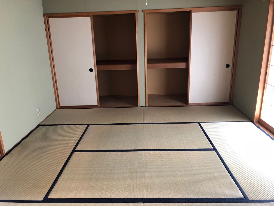 2LDK Apartment for Rent in Nagaoka with Sunroom & 2 Parking - Thumbnail 3
