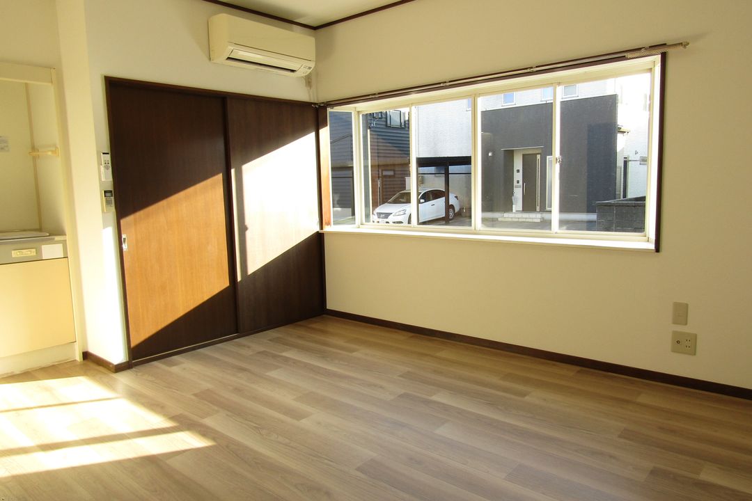 1K Apartment for Rent in Nagaoka, Niigata - 30,000 Yen - Thumbnail 3