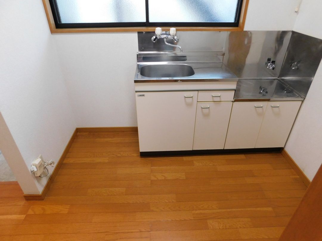 1DK Apartment for Rent in Nagaoka, Niigata - Shine Heights - Thumbnail 2