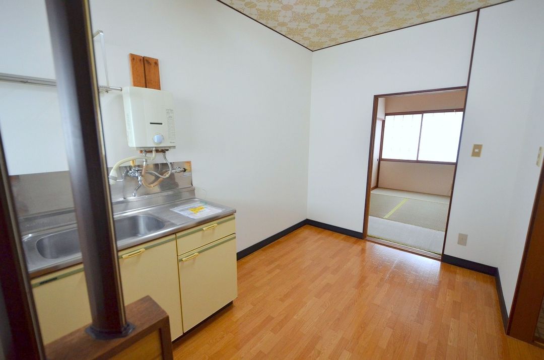 1K Apartment for Rent in Nagaoka, Niigata - 32,000 Yen - Thumbnail 3