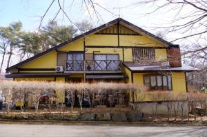 5LDK House with Mount Fuji Views in Hokuto City, Yamanashi - Thumbnail 4