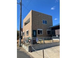 5LDK House with Mount Fuji Views in Hokuto City, Yamanashi - Thumbnail 3
