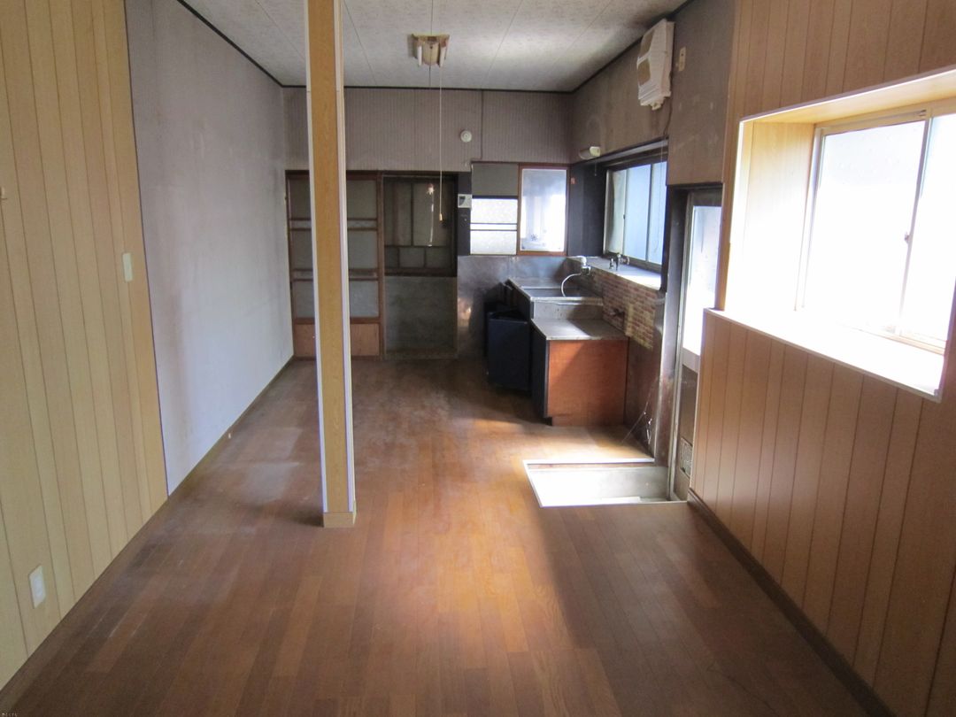 5DK House for Rent in Joetsu, Niigata - 150.53㎡ - Thumbnail 3