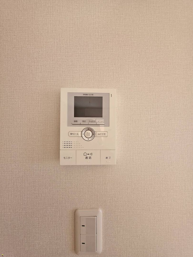 Renovated 2LDK Apartment for Rent in Mitsuke, Niigata - Thumbnail 2