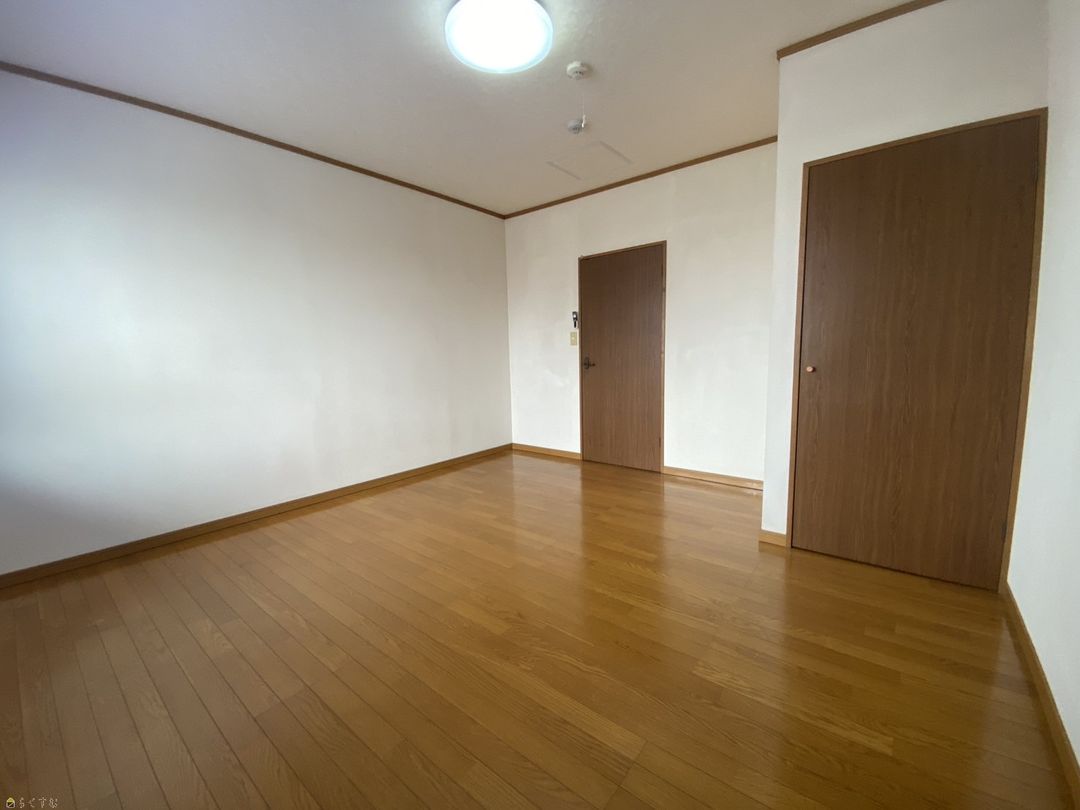 1K Apartment for Rent in Mitsuke, Niigata - Top Floor, No Key Money - Thumbnail 3