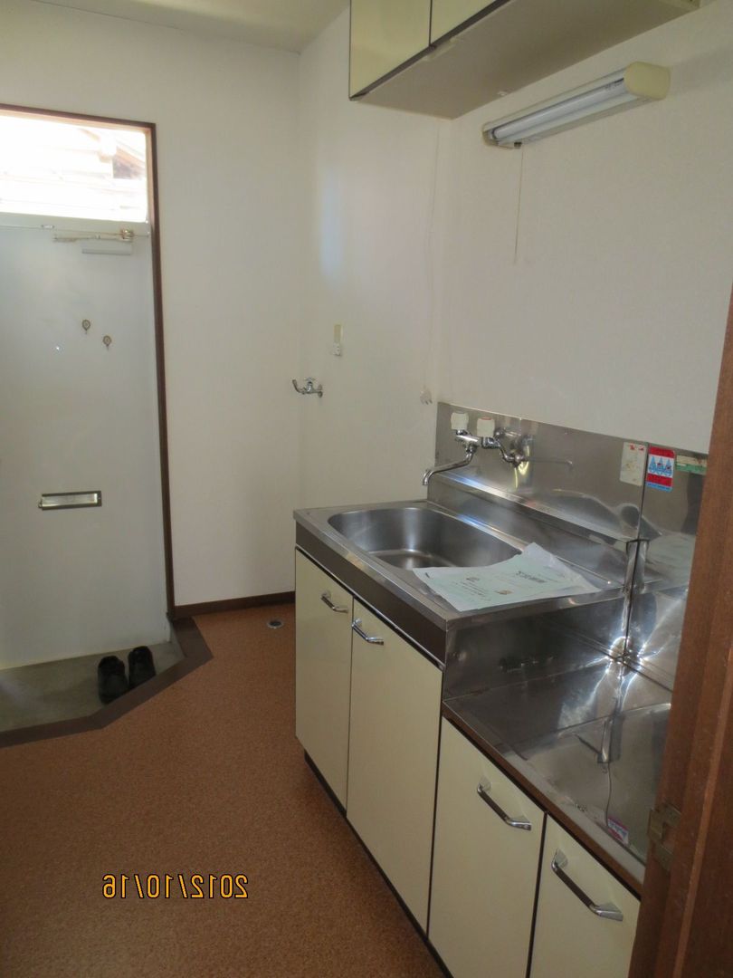 1K Apartment for Rent in Nagaoka, Niigata - 30,000 Yen - Thumbnail 4