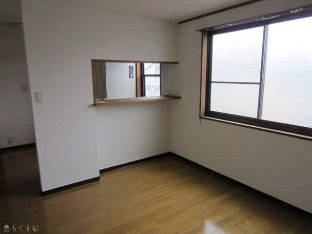 2DK Apartment for Rent in Joetsu, Niigata - 37,000 Yen - Thumbnail 3