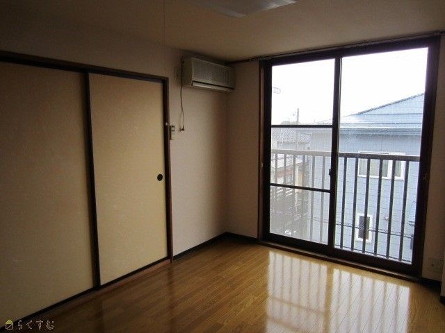 2DK Apartment for Rent in Joetsu, Niigata - 37,000 Yen - Thumbnail 2