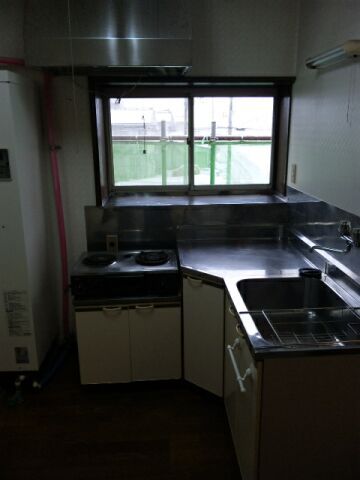 Sunheim 2DK Apartment for Rent in Nagaoka, Niigata - Thumbnail 2