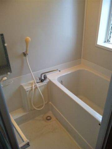 Sunheim 2DK Apartment for Rent in Nagaoka, Niigata - Thumbnail 3