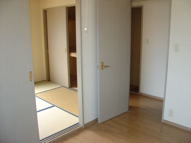 Maison Harukaze 2LDK Apartment for Rent in Nagaoka, Niigata - Thumbnail 4