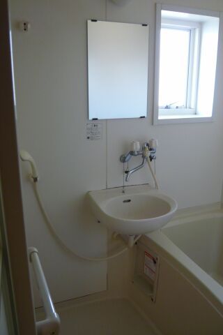 1K Apartment for Rent in Nagaoka, Niigata - 32,000 Yen - Thumbnail 2