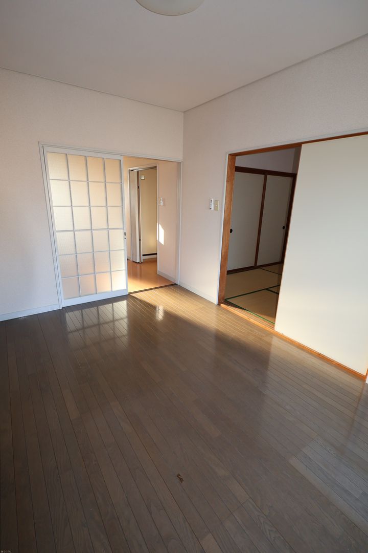 2DK Apartment for Rent in Mitsuke, Niigata - No Key Money - Thumbnail 3