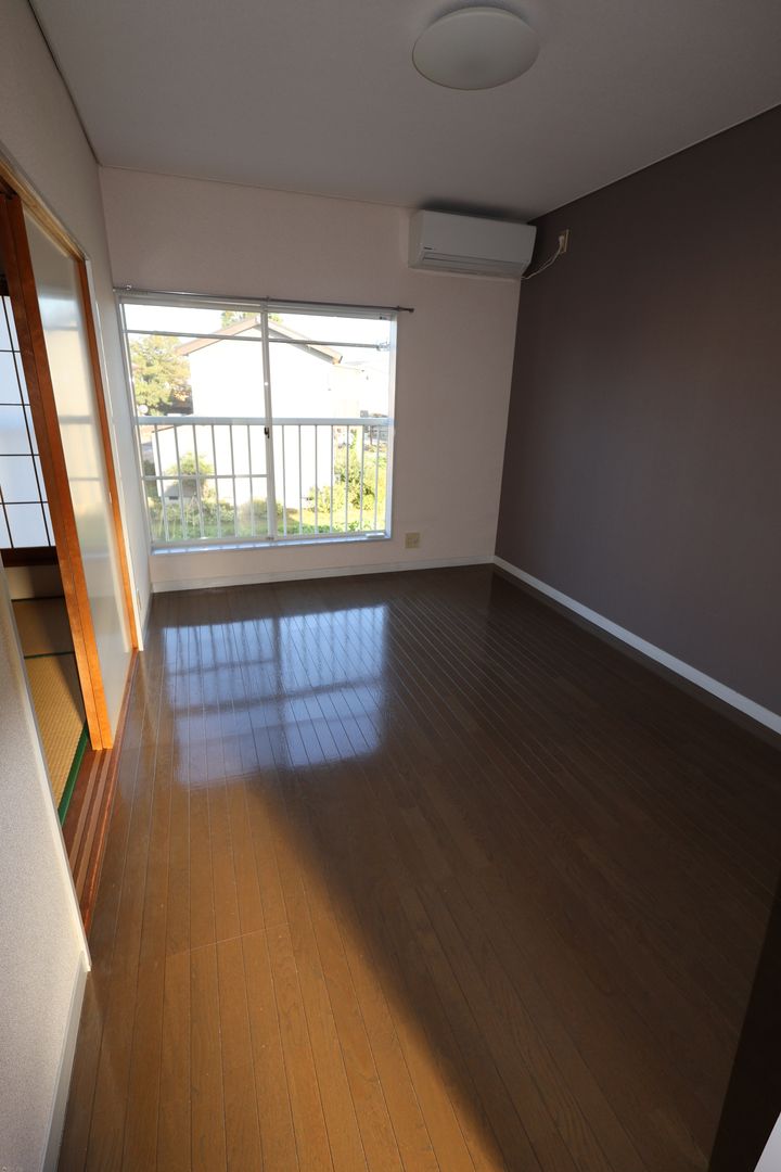 2DK Apartment for Rent in Mitsuke, Niigata - No Key Money - Thumbnail 2