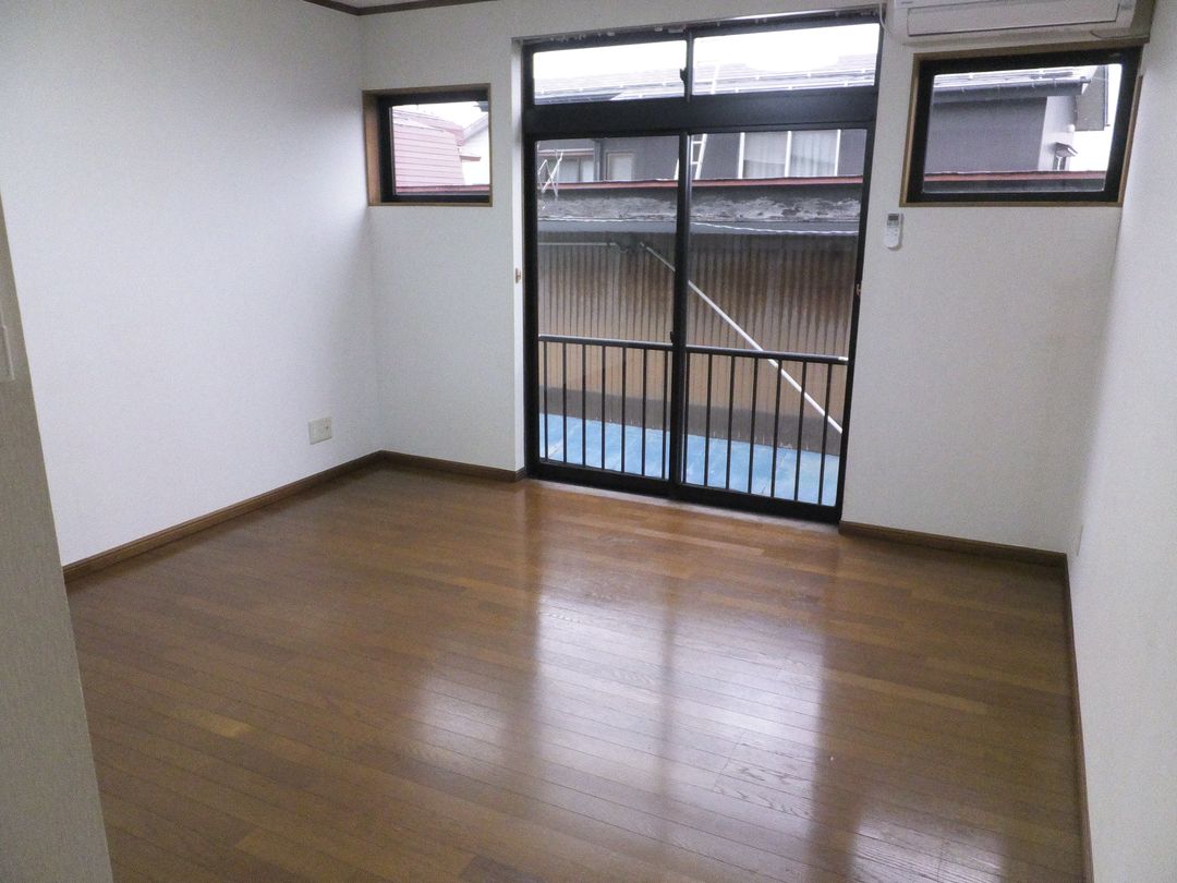 1K Apartment with Loft for Rent in Nagaoka, Niigata - Thumbnail 3